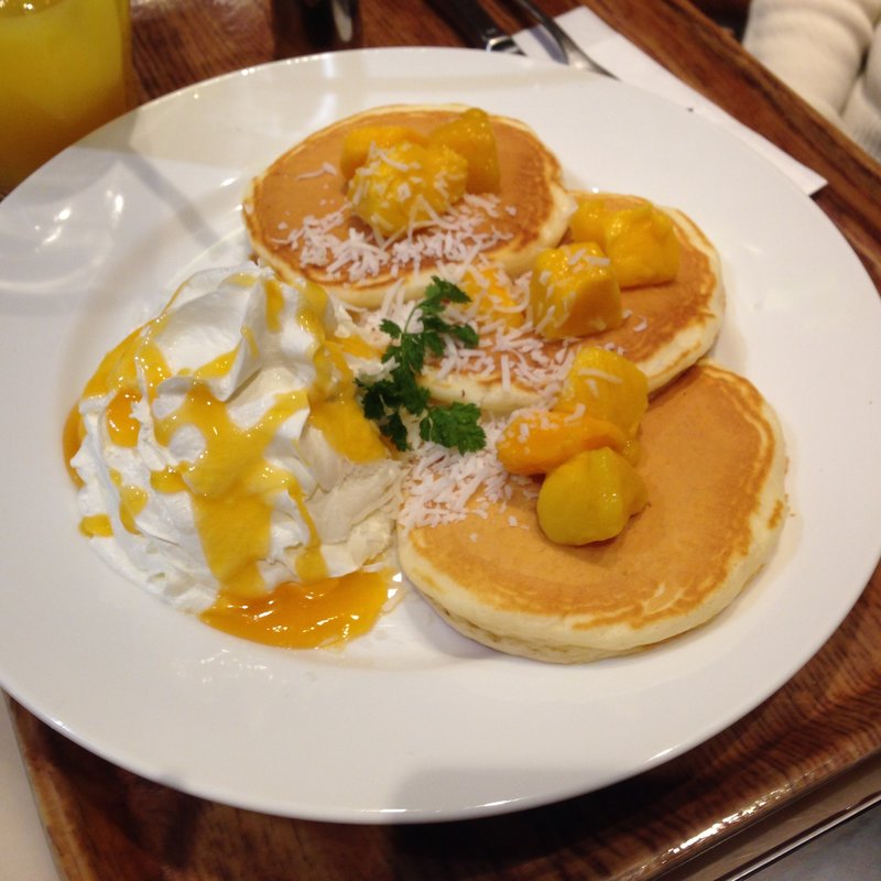 マンゴー＆ココナッツパンケーキ(マノアパンケーキハウス クイーンズ伊勢丹店 )