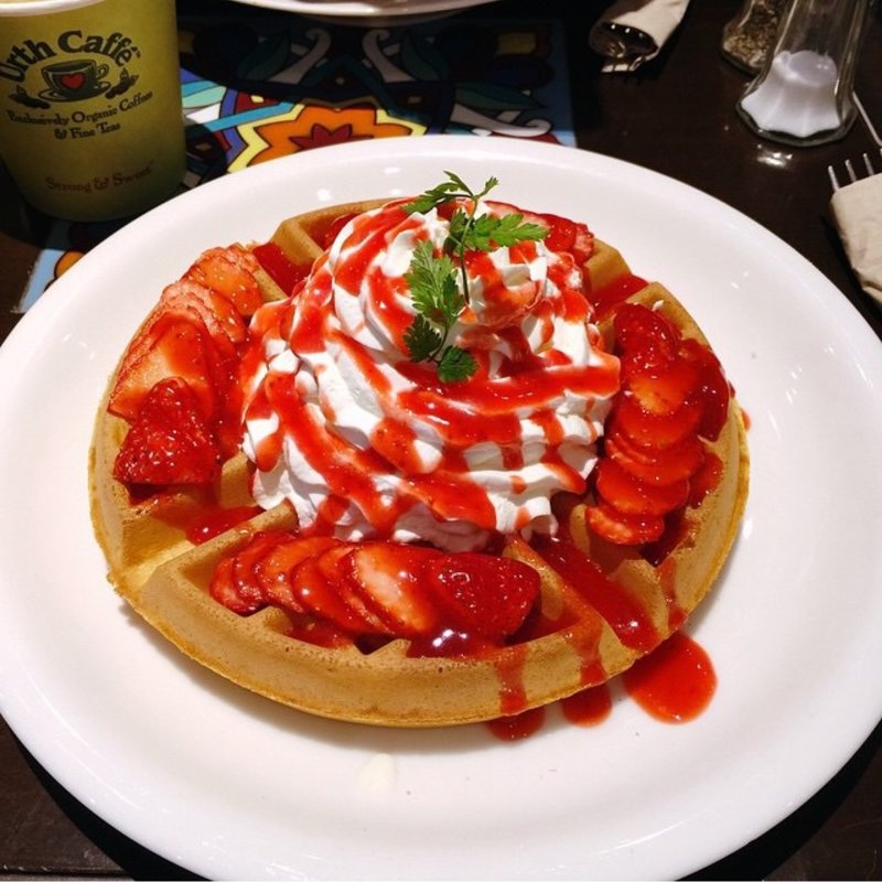 ストロベリーワッフル(Urth Caffé 代官山 )
