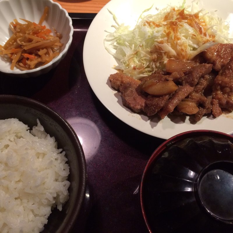 豚のしょうがやきランチ(博多もつ鍋やまや 豊洲店)