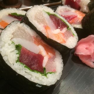 海鮮ミックス太巻(豪快 立ち寿司 新鮮や！)