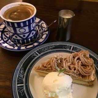 ケーキセット(boogaloo cafe 寺町店)