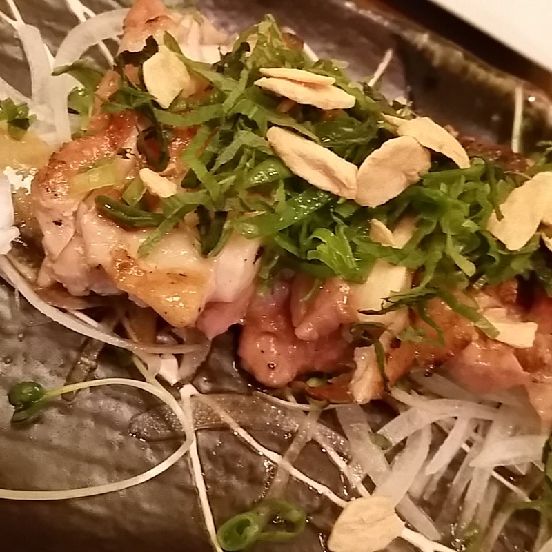 地鶏たたき(さか町 鳥光)