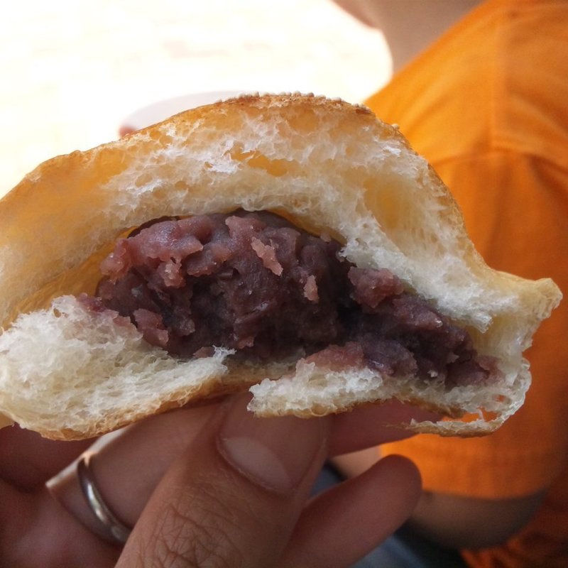 ミニあんぱん(チェリーストーン)