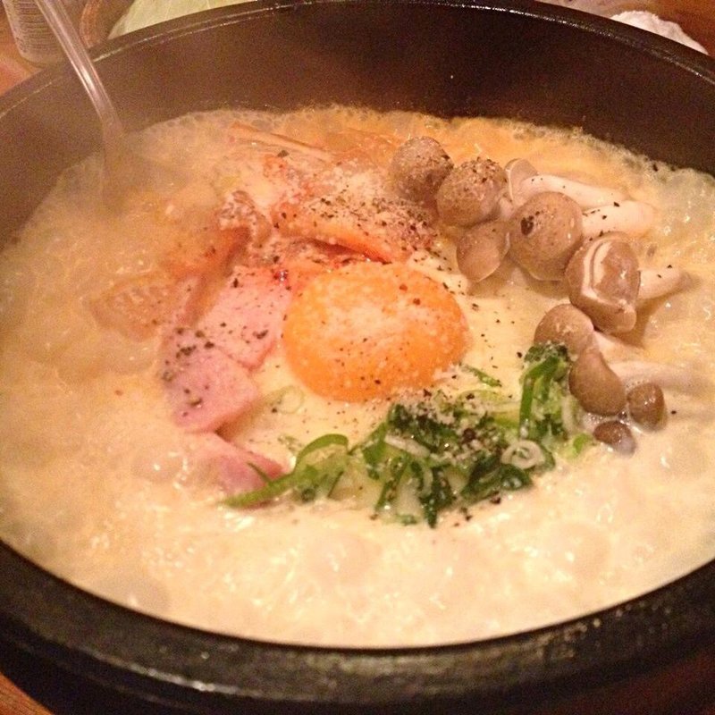 カルボナーラ風石焼きビビンバ(串焼き屋)