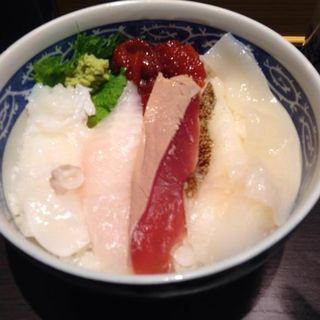 海鮮丼(みなとや上野2号店 )