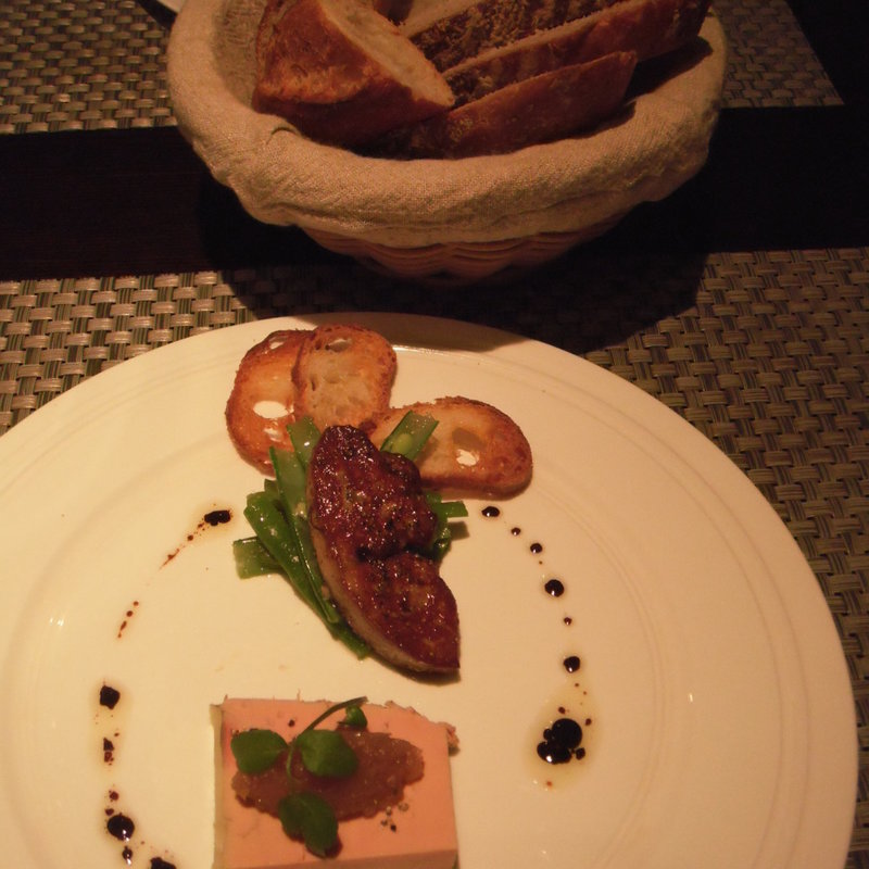 フォアグラと鴨のグリエ(シェ ケンタロウ)