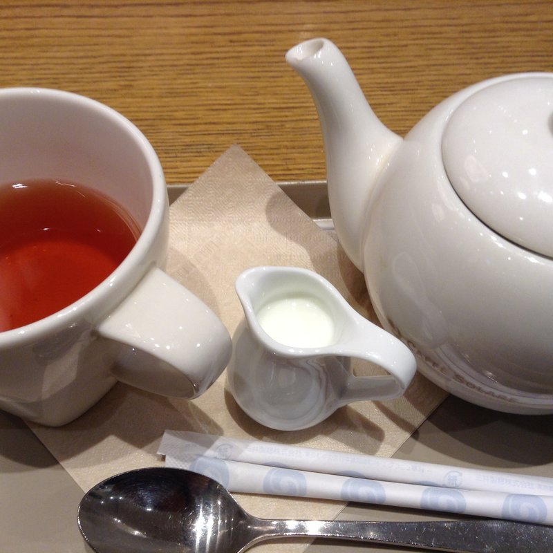 ミルクティー(カフェ ソラーレ 海浜幕張駅店 （CAFFE SOLARE）)