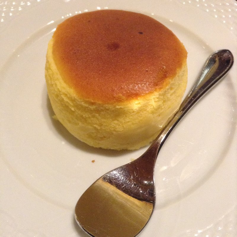 スフレチーズケーキ(星乃珈琲店 阿佐ヶ谷店)