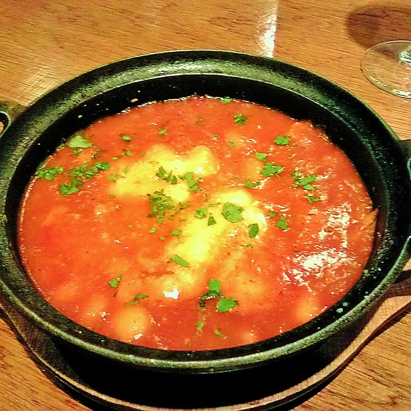 トリッパと豆の煮込み(hitokadoru)