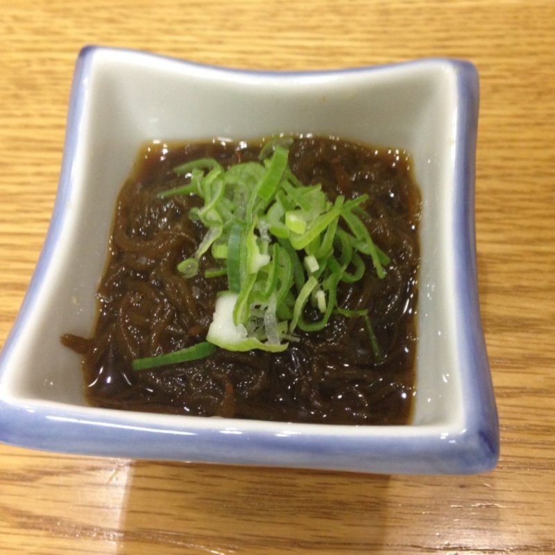 沖縄産もずく(ステーキ ハウス オキナワ ベース 中島店 （STEAK HOUSE OKINAWA BASE）)