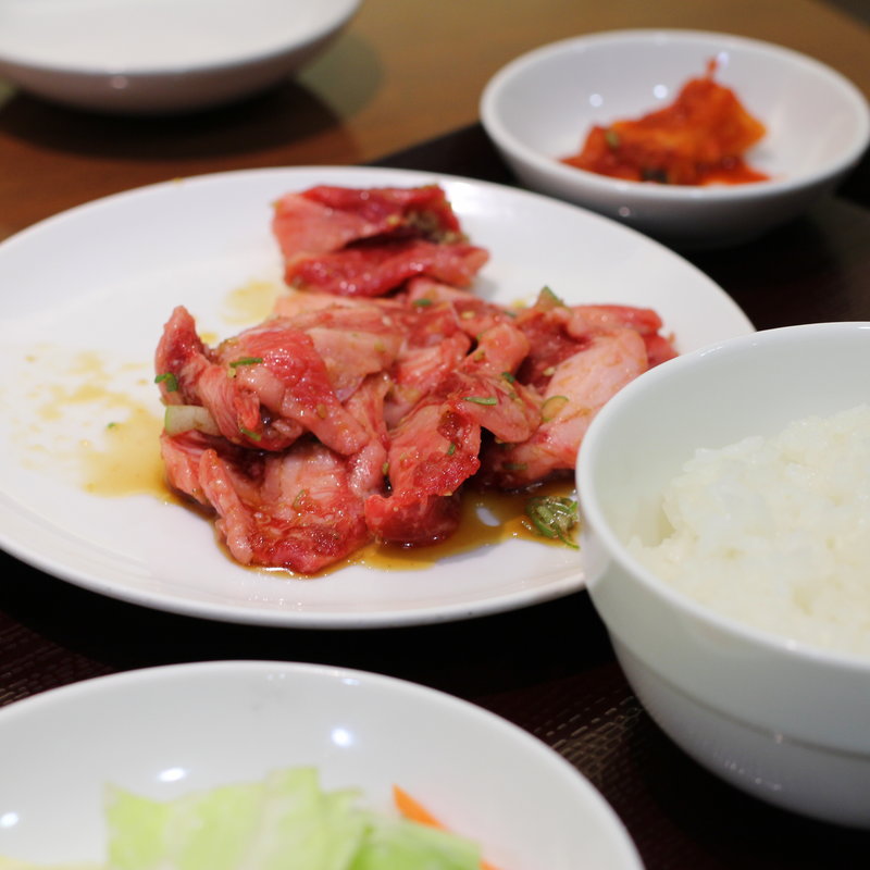 黒毛和牛切り落としランチ(焼肉 おくう トレッサ横浜店)