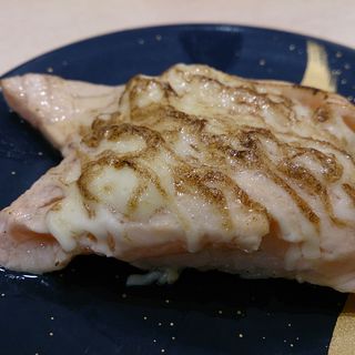 サーモンマヨネーズ炙り(めぐみ水産 マークイズみなとみらい店)