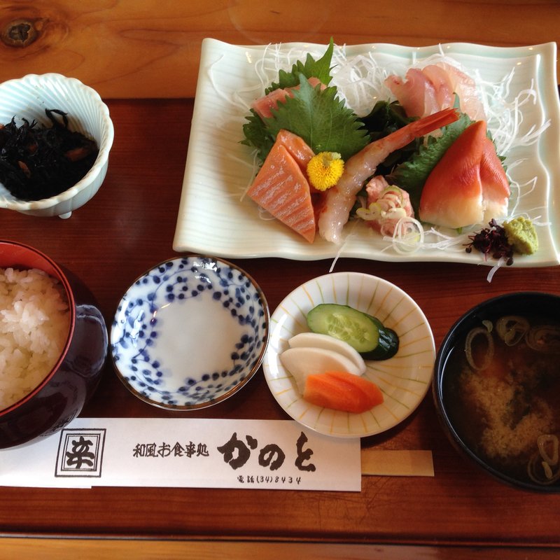 刺身御膳（桃）(かのと本店)