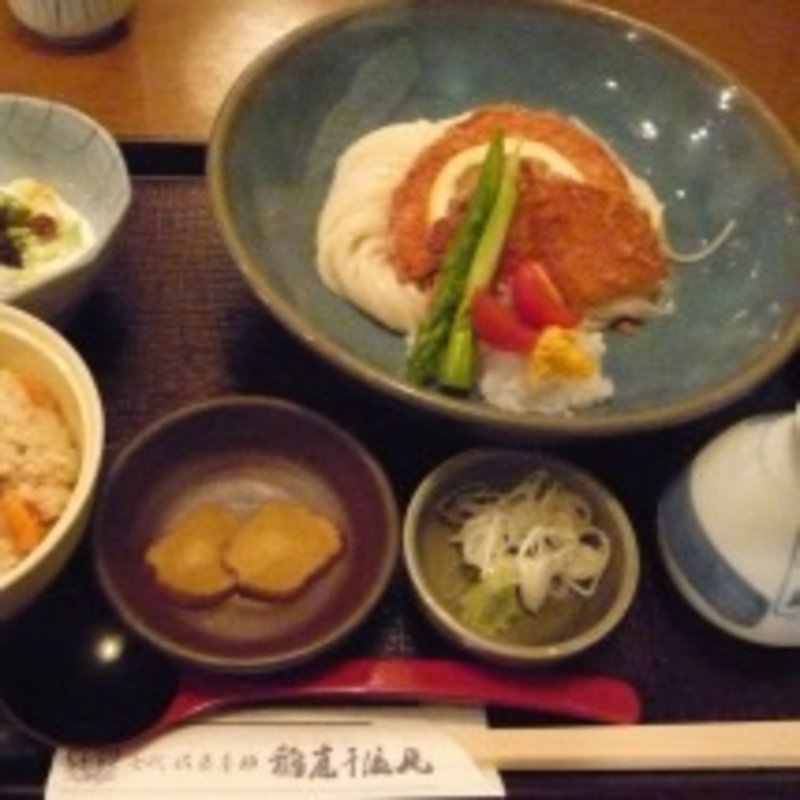 トマトソースのおうどん(八代目 佐藤養助)