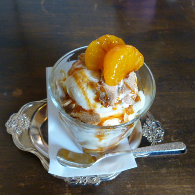 キャラメルオレンジパフェ(よつばカフェ)