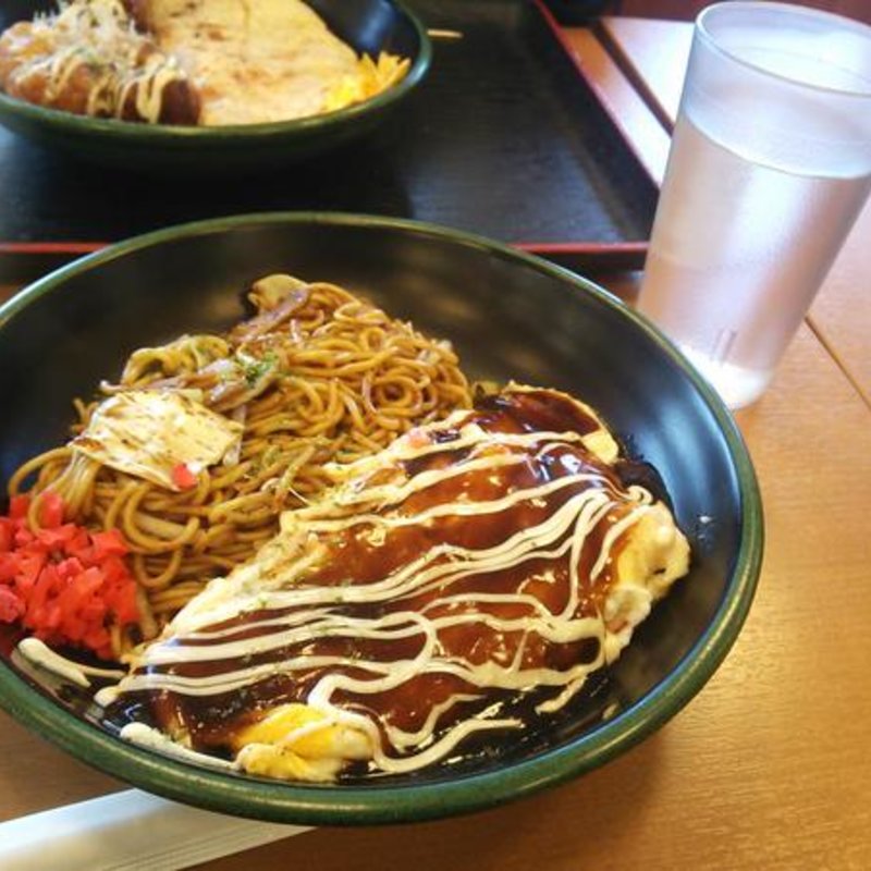 やきそば&お好み焼き　ハーフハーフ(文字平)