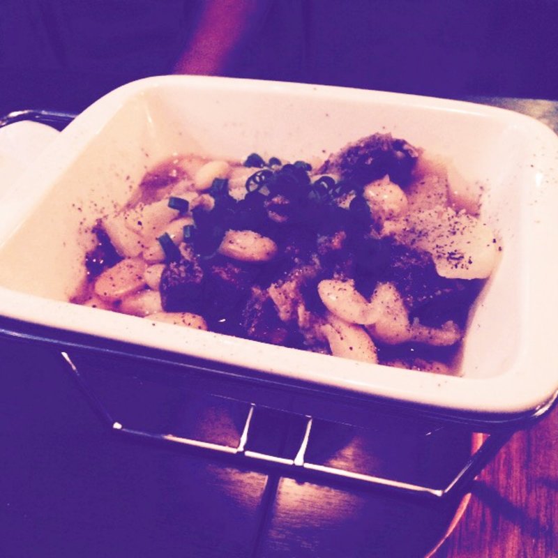 牛すじの煮込み(赤)(ビストロ&バル ピコレ)