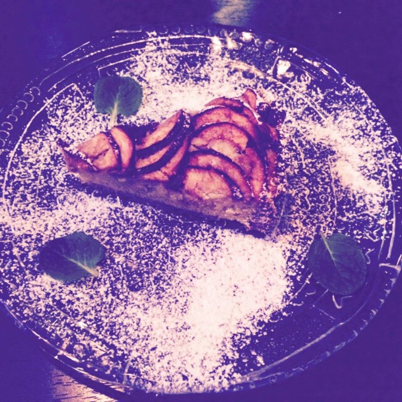 りんごのタルト(ビストロ&バル ピコレ)