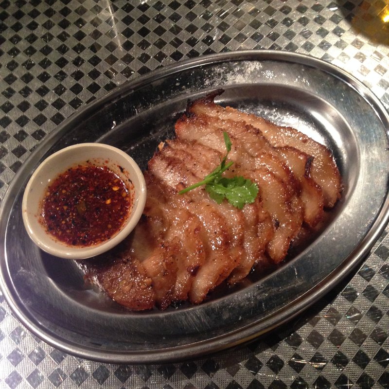 コー・ムー・ヤーン(タイ料理　あろいなたべた （aroyna tabeta）)