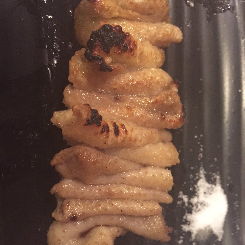 とり皮(炭火焼鳥せい)