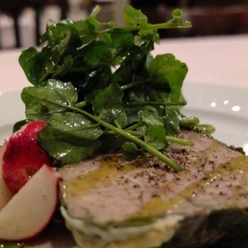 仔牛と葡萄の葉のテリーヌ(オステリア イル チエロ)