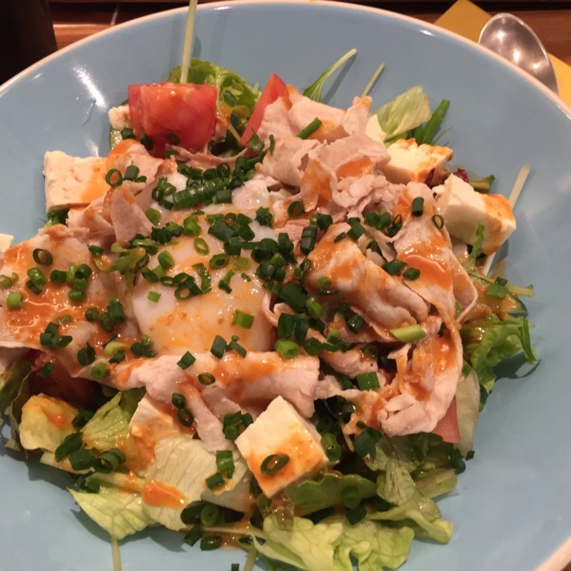 山形豚しゃぶとお豆腐のコリアンサラダ(ルサンパーム 渋谷マークシティ店)