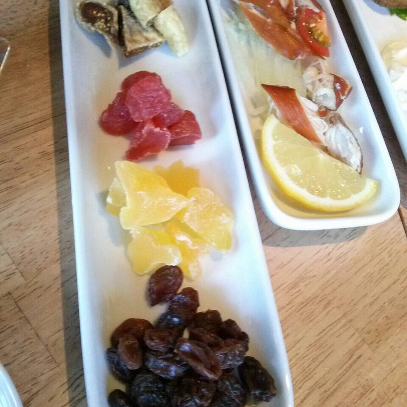 本日の三種盛り(純米酒専門 YATA 新宿三丁目店)