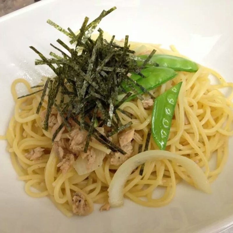 ツナと絹さやバター醤油(レナードの森)