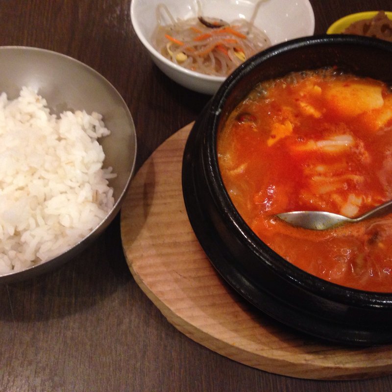 豚チーズスンドゥブ ランチ(韓のおしり AKIBA店 （カンノオシリ）)