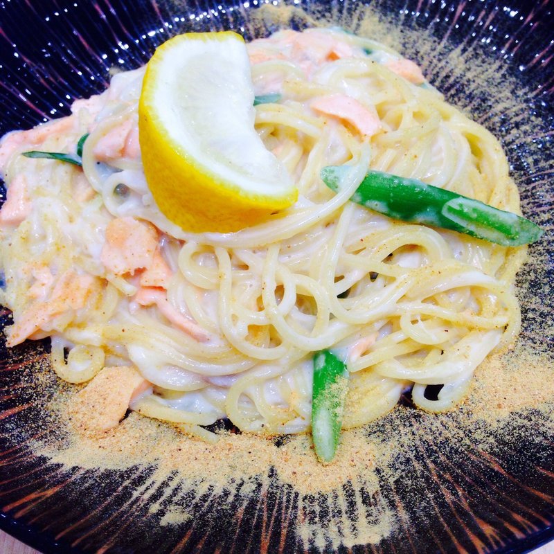 九条ネギとサーモンのクリームパスタ(よーじやカフェ 渋谷ヒカリエ ShinQs店)