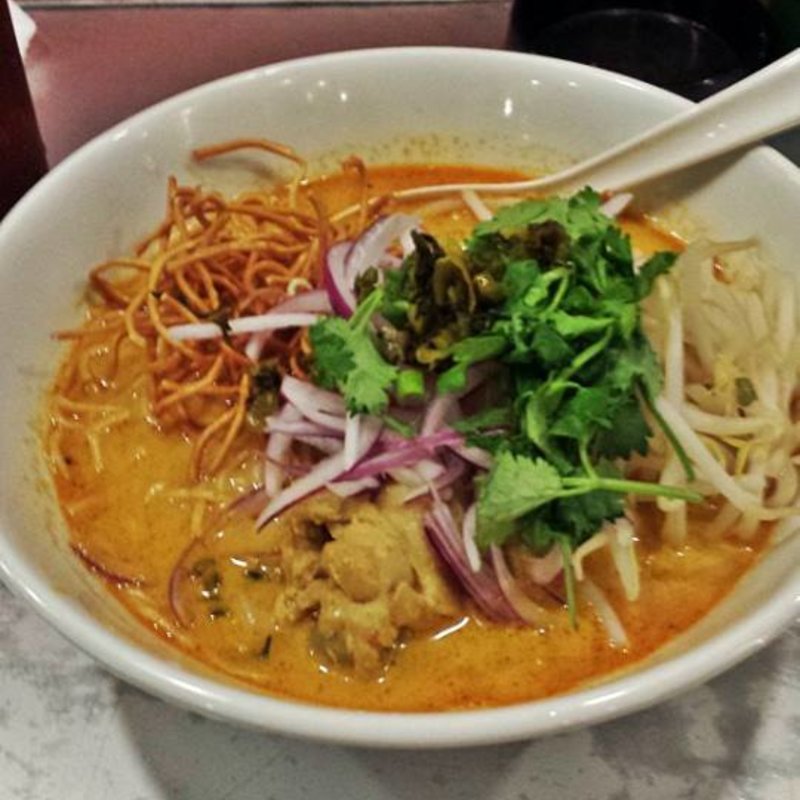 カオソーイ(バンコク　エクスプレス （BANGKOK EXPRESS）)