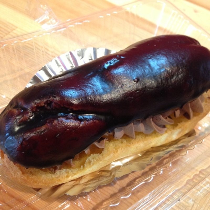 チョコエクレア( パン・デ・ソイア （pane de soia）移転前の店舗情報です。新しい店舗はパン・デ・ソイア（pane de soia）をご参照ください。)