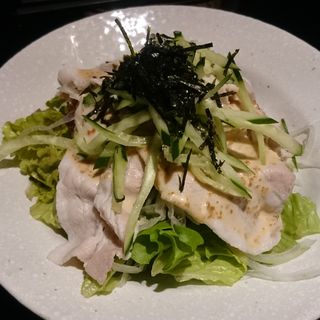 豚しゃぶの焙煎胡麻サラダ　ハーフサイズ(芋蔵 横浜鶴屋町店)