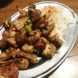 ごちゃまぜミックス焼き(立ち飲み 七兵衛)