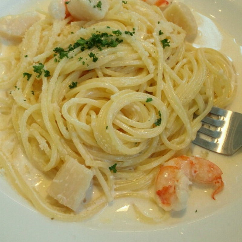 えびとホタテのクリームパスタ(グラン プリエ （Grand Plie）)