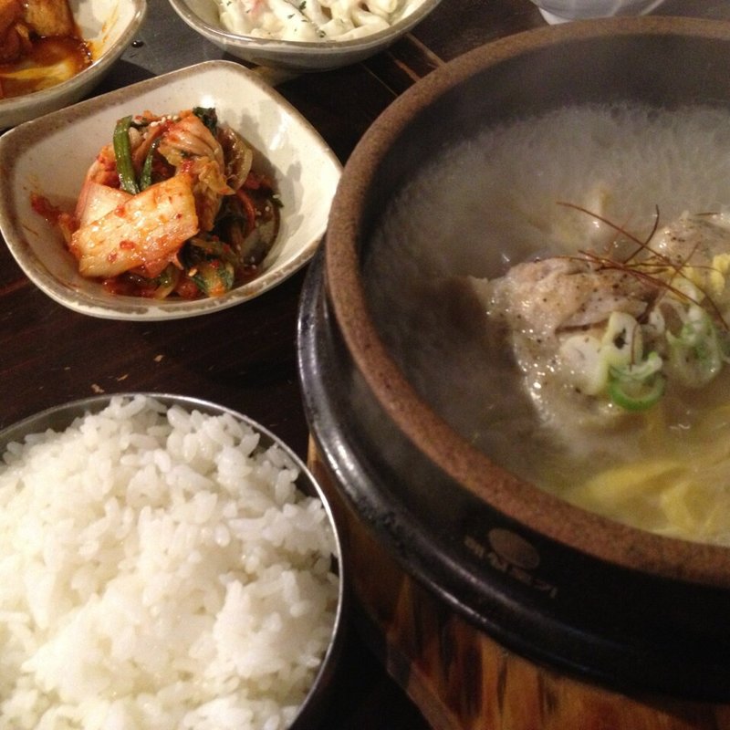 自家製サムゲタン(マッコリの物語 )