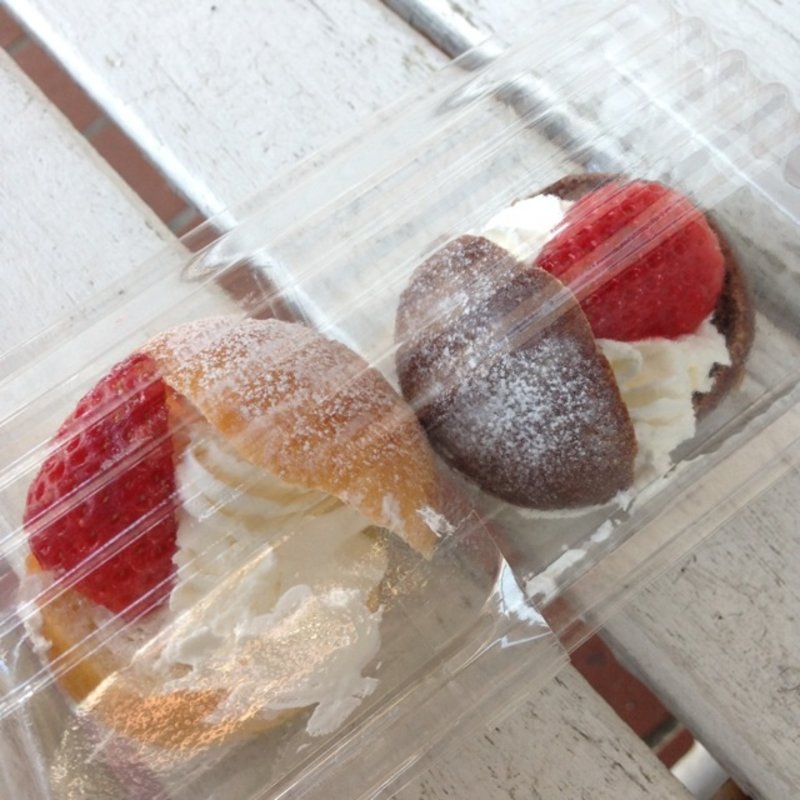 シュークリーム( パン・デ・ソイア （pane de soia）移転前の店舗情報です。新しい店舗はパン・デ・ソイア（pane de soia）をご参照ください。)