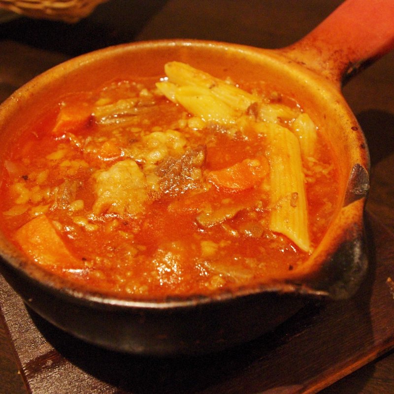 牛スジの赤ワイン煮込み(ARLUIS)