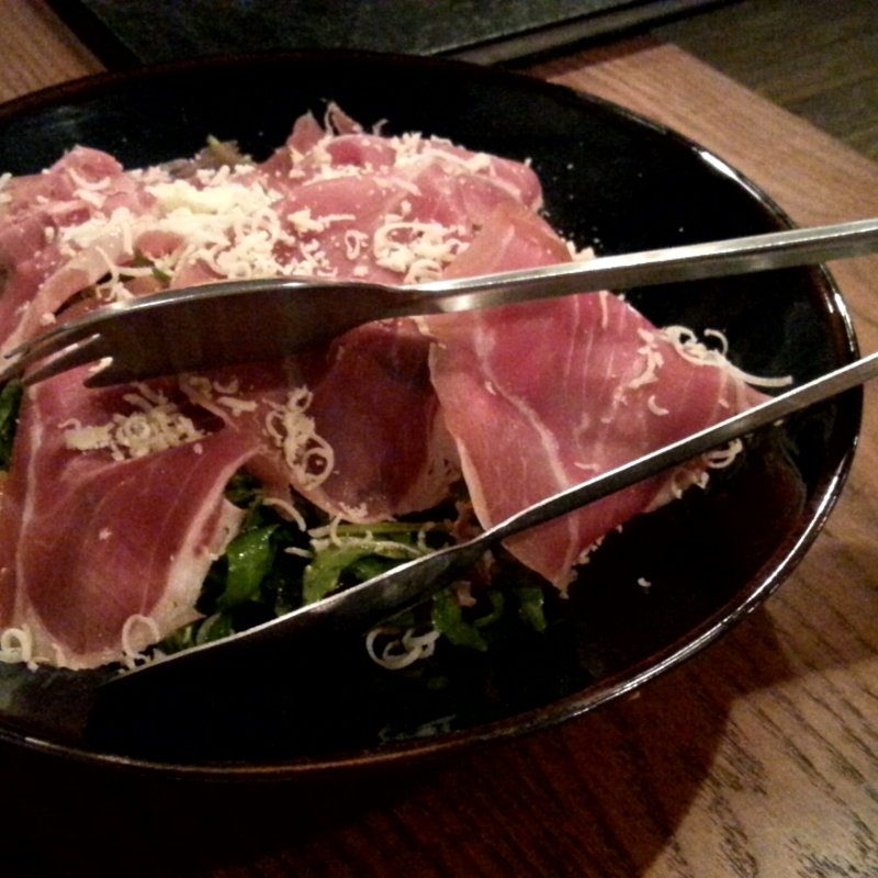 ハムとルッコラのサラダ(PIZZERIA BACI （ピッツェリア バーチ）)