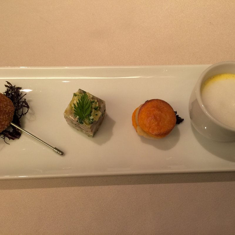 アミューズグール(ミチノ・ル・トゥールビヨン )