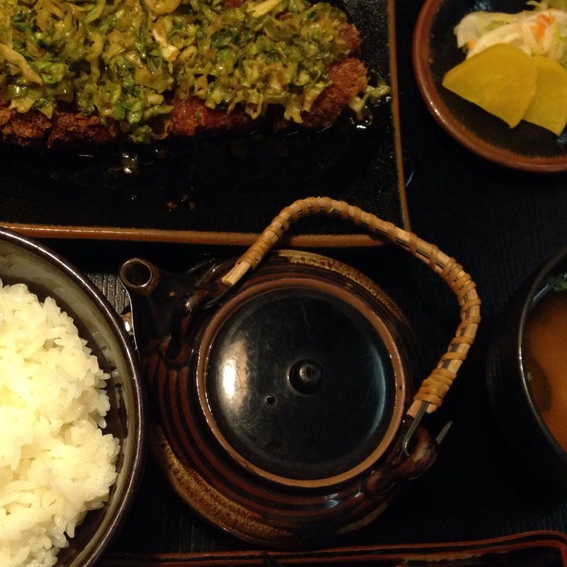 お茶漬けとんかつ定食(ごますりとんかつ さんき)