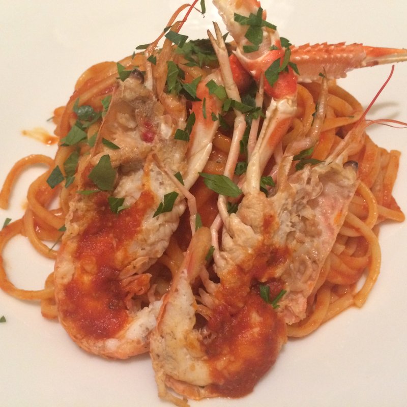 スカンピのトマトソースリングイネ(kitchen cero)