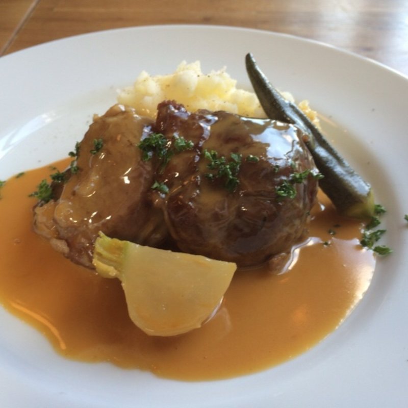 牛肉のマッシュポテト添え(ｔａｎｔａ)