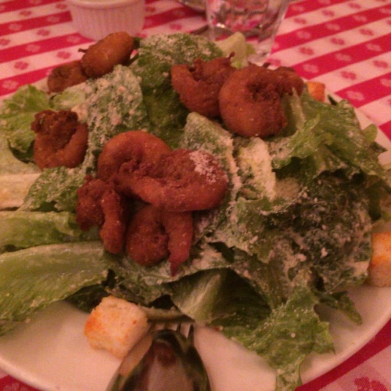 シーザーサラダシュリンプのせ(グランド・セントラル・オイスター・バー＆レストラン)