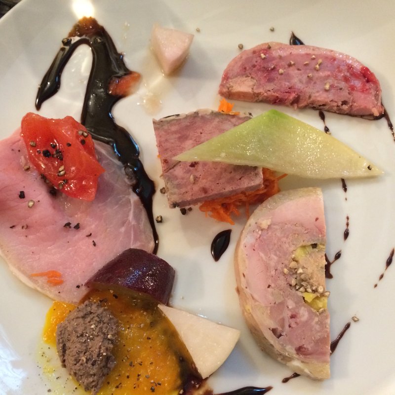 自家製シャルキュトリー盛り合せ（7,000円コース）(プールトワ)