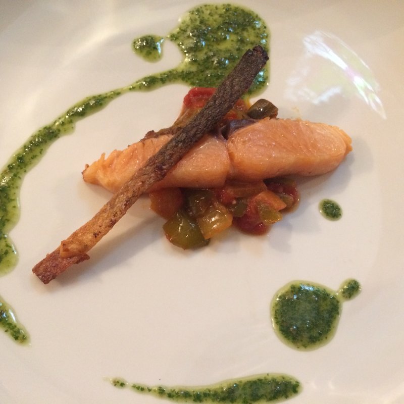 本日の魚料理（7000円コース）(プールトワ)