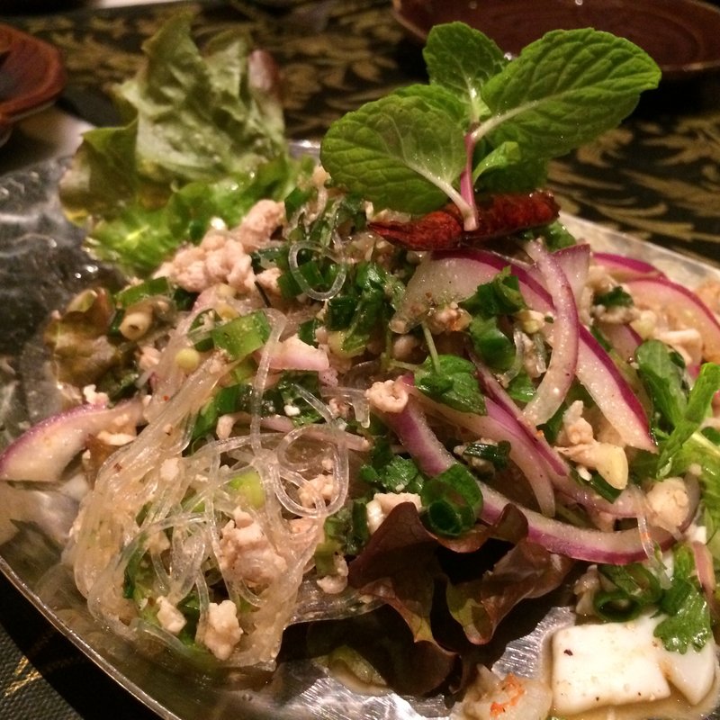 ヤム アーティニー〈シェフお勧め 今週のスパイシーサラダ〉(チェディルアン 淀屋橋 （CHEDI LUANG）)