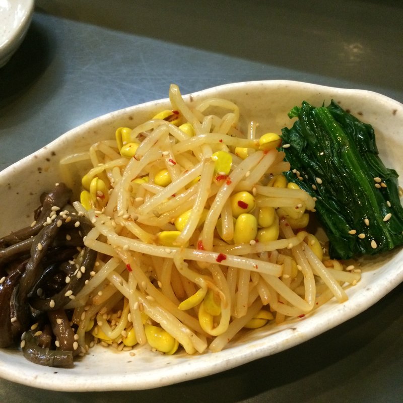 ナムル盛り合わせ(焼肉 富鶴)