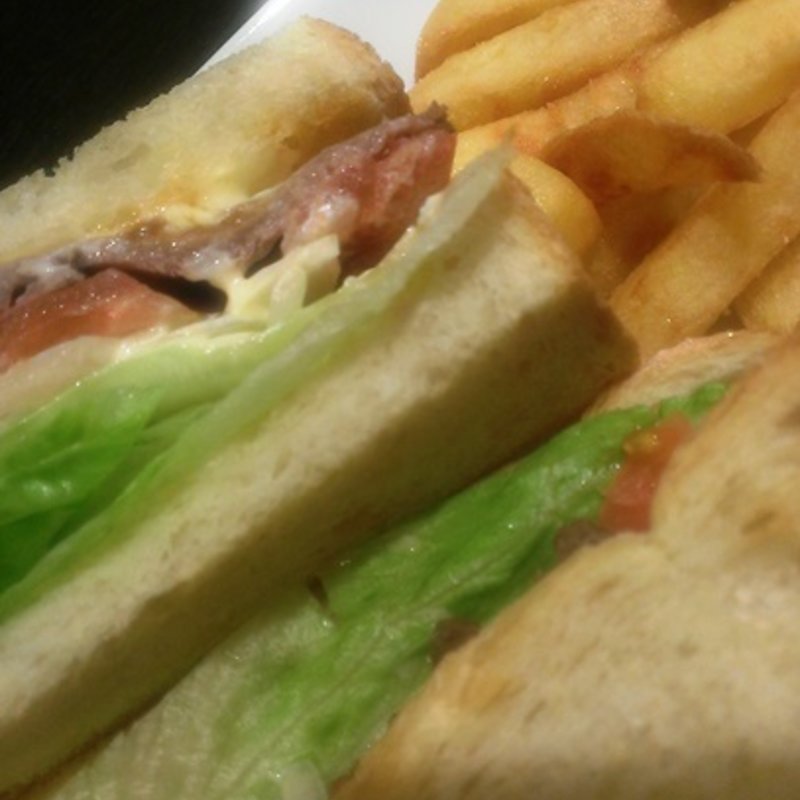 ハムトーストセット　tea room(大阪リバーサイドホテル )