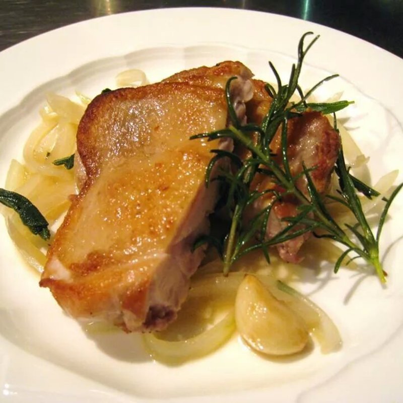 鶏の香草にんにく焼き(Lａ ｐａｔｉｎａ （ラパティーナ）)